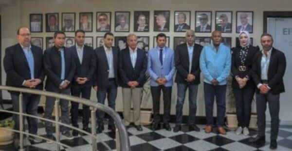 من الاستقبال