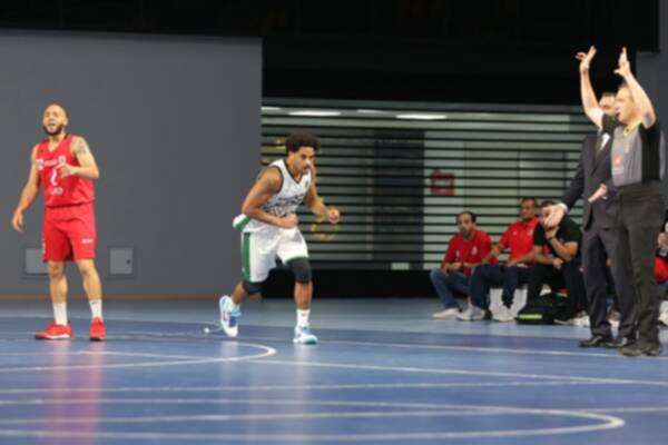 من مباراة سابقة بين الفريقين