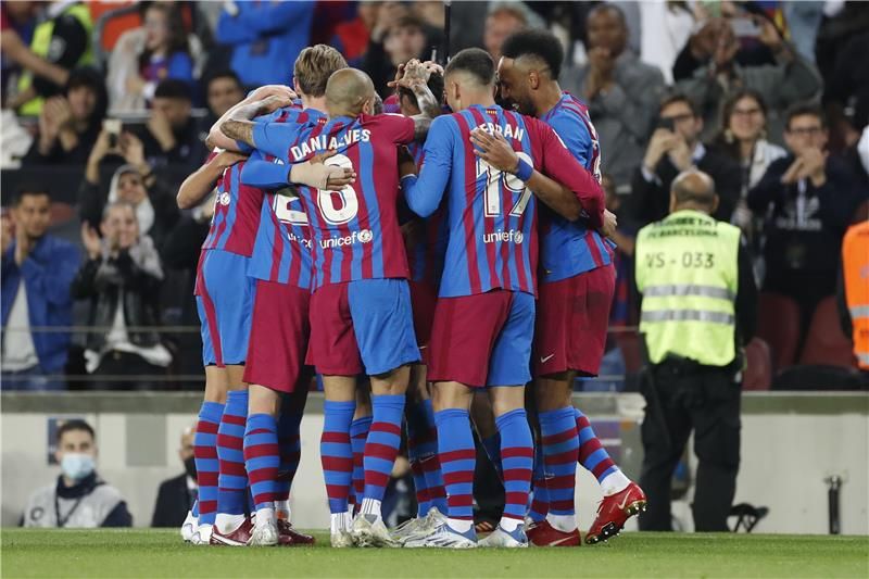 لاعبو برشلونة