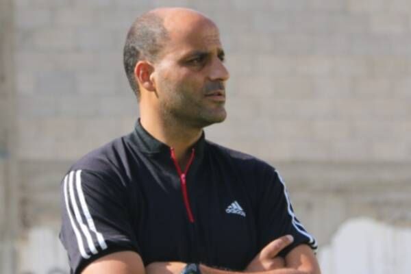 حمادة شبير مدرب الشاطئ