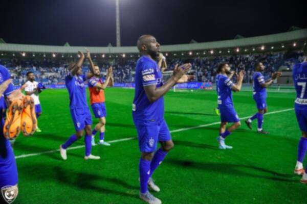 لاعبو الهلال