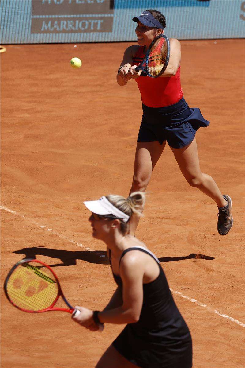  أولموس ودابروفسكي 