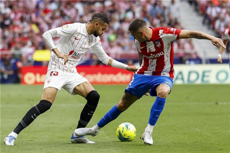 من مباراة أتلتيكو مدريد وإشبيلية 