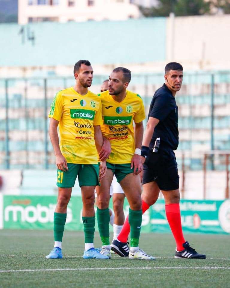 من اللقاء (نقلا عن حساب شبيبة القبائل في فيسبوك)