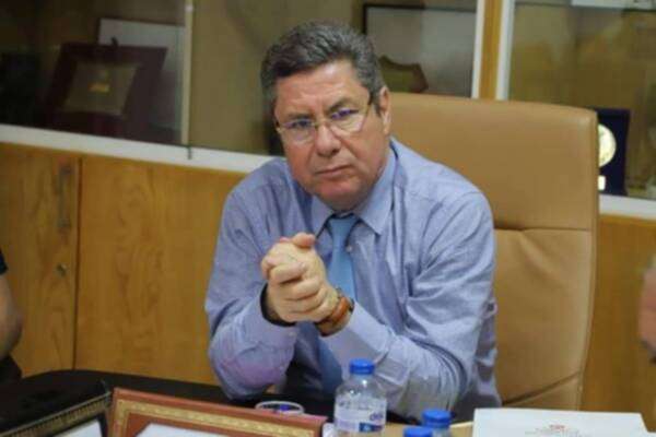 بوصيان خلال الاجتماع