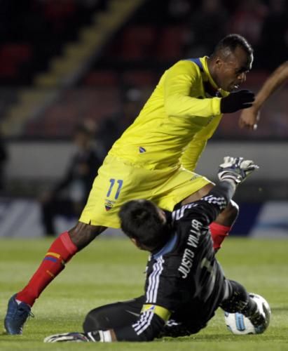 2011-07-032011-07-03t221745z_01_bas539_rtridsp_3_soccer-copa_reuters