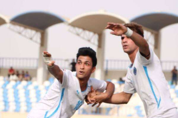 لاعبو الطلبة