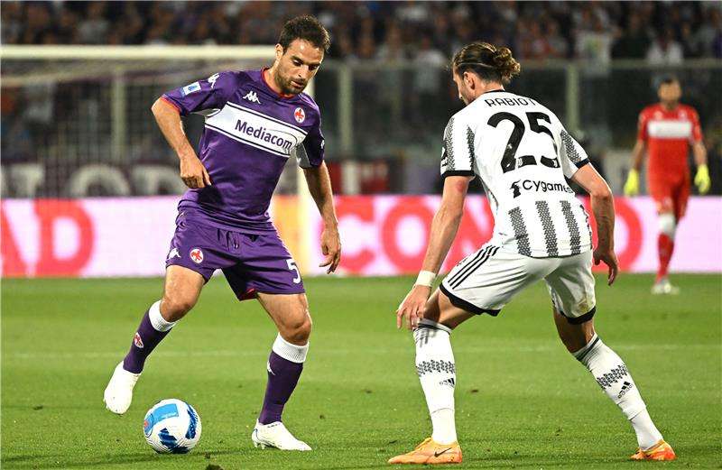 أدريان رابيو