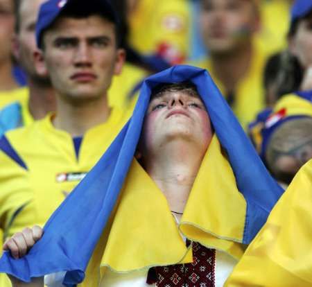الجماهير الأوكرانية كانت محبطة بعد هزيمة اسبانيا لاوكرانيا 4/0