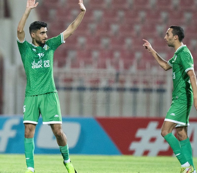 لاعبو العربي