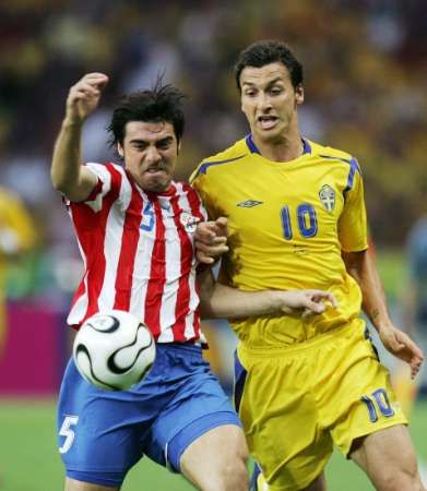 2006-06-15t192247z_01_wctz127_rtridsp_2_sport-soccer-world
