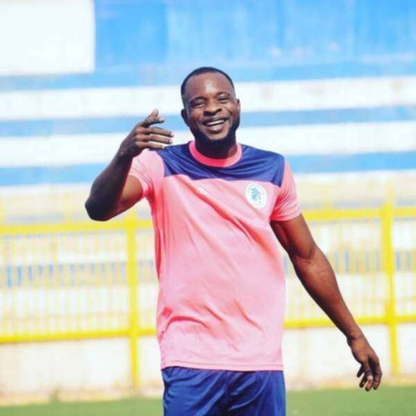 النيجيري بليسنق 