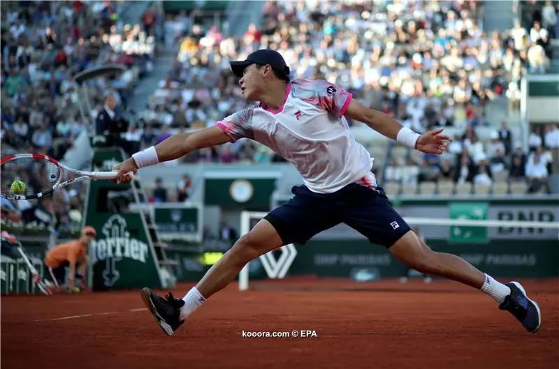 ?i=epa%2ftennis%2f2022-05%2f2022-05-27-09980854_epa
