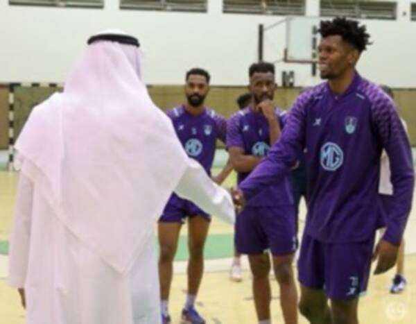 لاعبو الأهلي