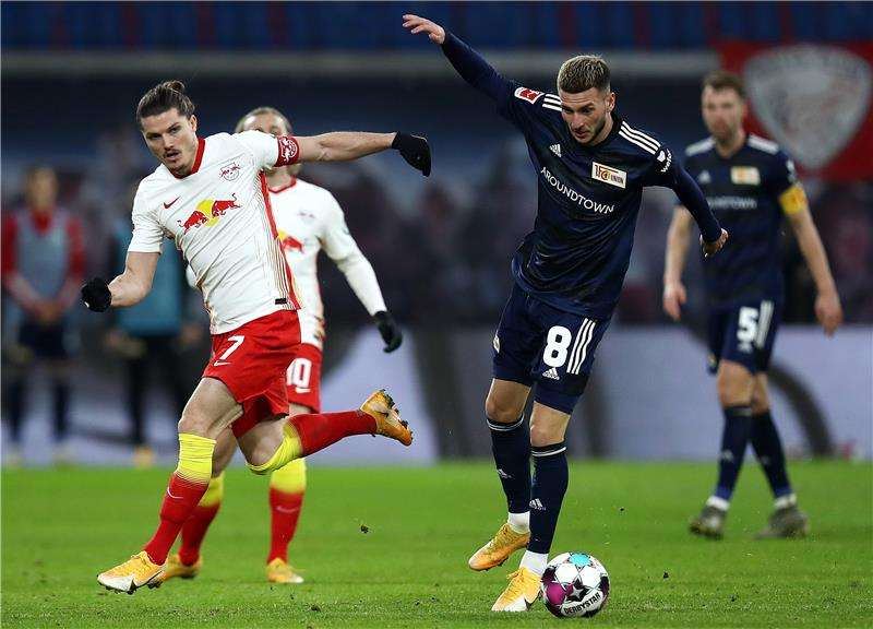 داجاكو مع يونيون