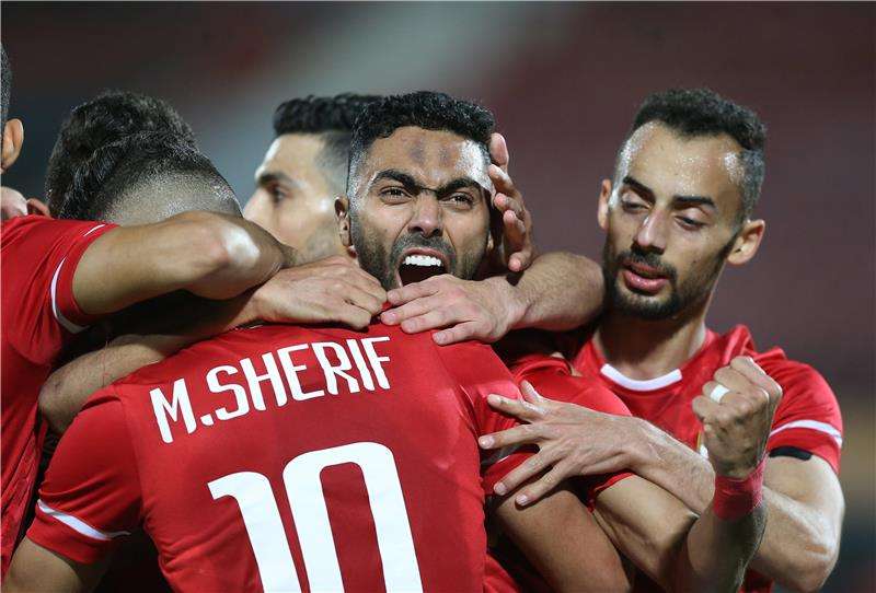 لاعبو الأهلي