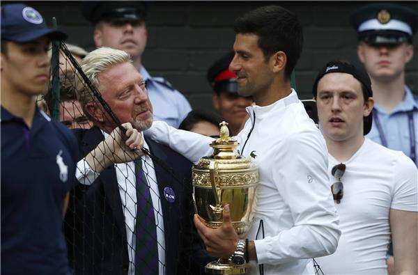 ديوكوفيتش وبيكر