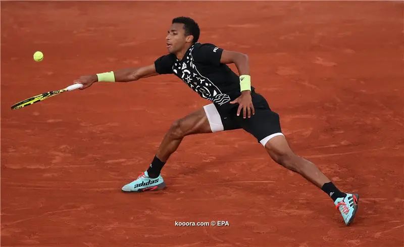?i=epa%2ftennis%2f2022-05%2f2022-05-29-09985186_epa