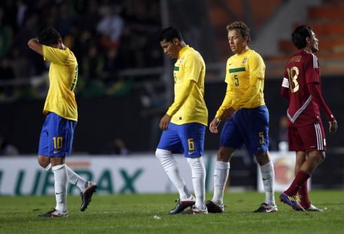 2011-07-032011-07-03t214537z_01_bas640_rtridsp_3_soccer-copa_reuters
