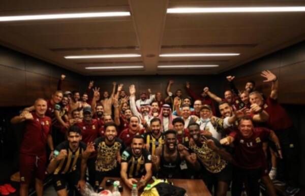 لاعبو اتحاد جدة