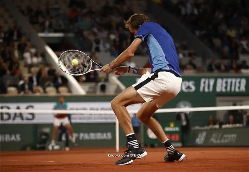 ?i=epa%2ftennis%2f2022-05%2f2022-05-30-09986951_epa