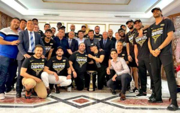 من استقبال اللاعبين