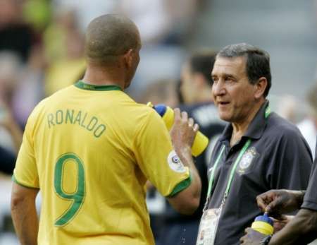2006-06-18t170308z_01_wcck45_rtridsp_2_sport-soccer-world