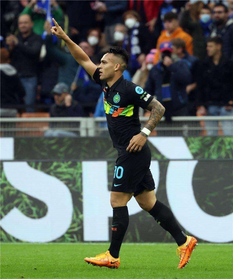 لاوتارو مارتينيز