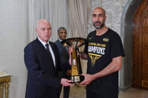 جانب من التكريم