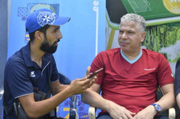 وائل جمعة ومراسل كووورة