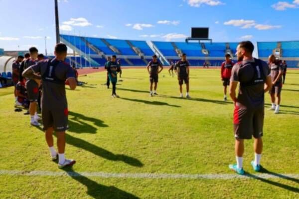  من تدريب منتخب تونس  