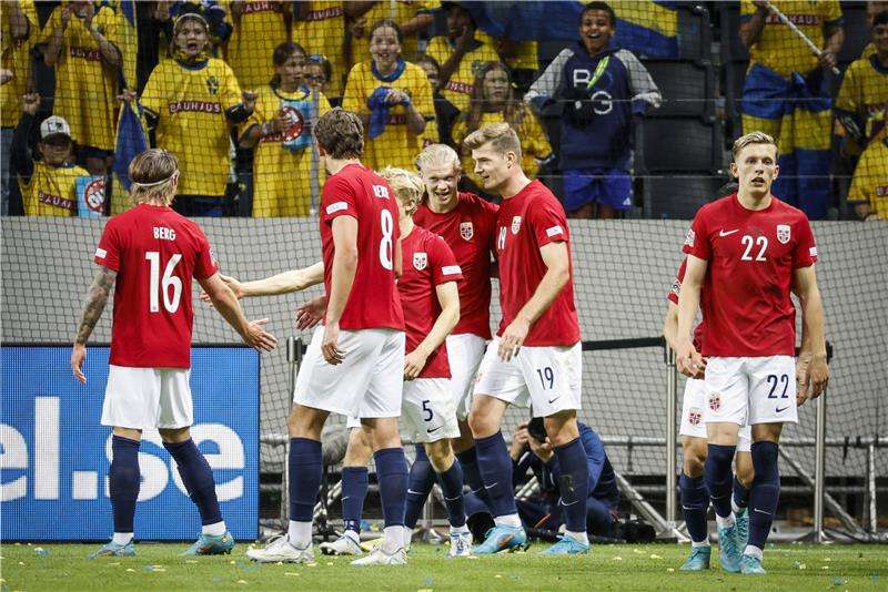 لاعبو النرويج 