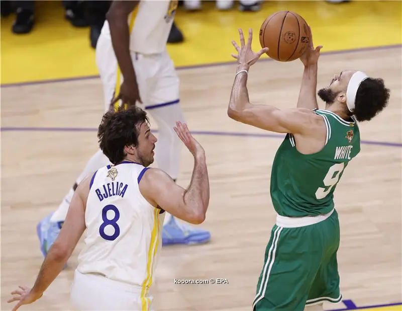 ?i=epa%2fbasketball%2f2022-06%2f2022-06-06-09998494_epa