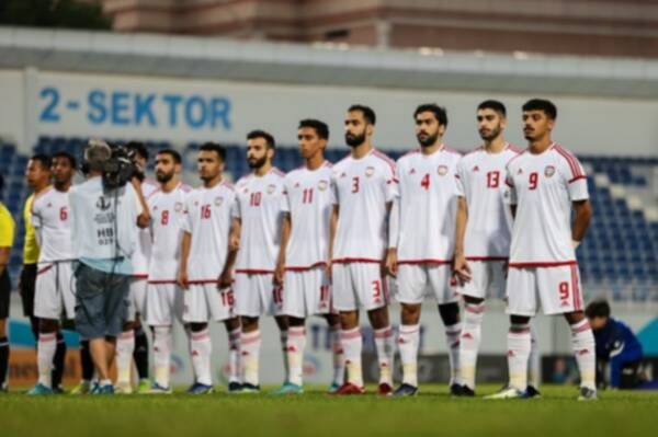 لاعبو منتخب الإمارات الأولمبي