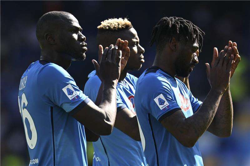 لاعبو نابولي