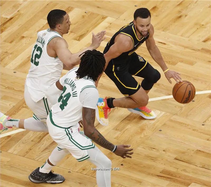 ?i=epa%2fbasketball%2f2022-06%2f2022-06-09-10003427_epa
