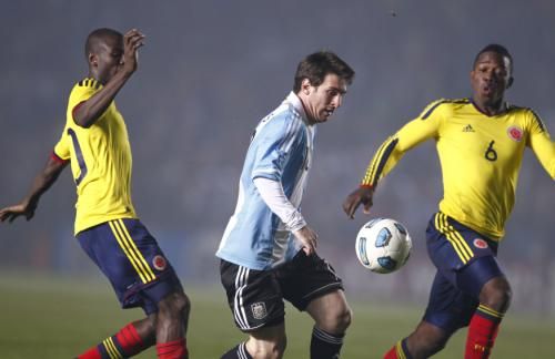 2011-07-07t022025z_01_stf635_rtridsp_3_soccer-copa_reuters