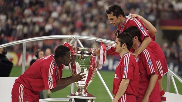 كوفور - على اليسار