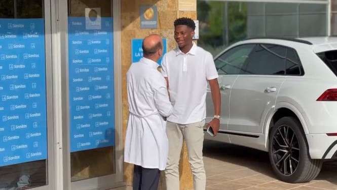 أوريلين تشواميني