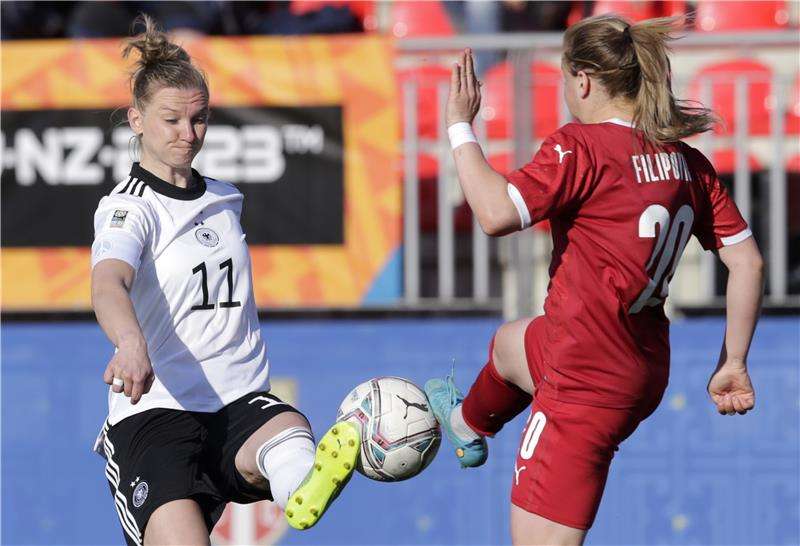 ألكسندرا بوب