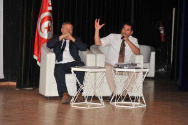 من المؤتمر الصحفي