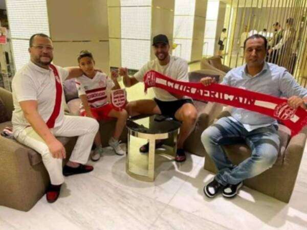 نادر الغندري في دبي مع رابطة أحباء الإفريقي