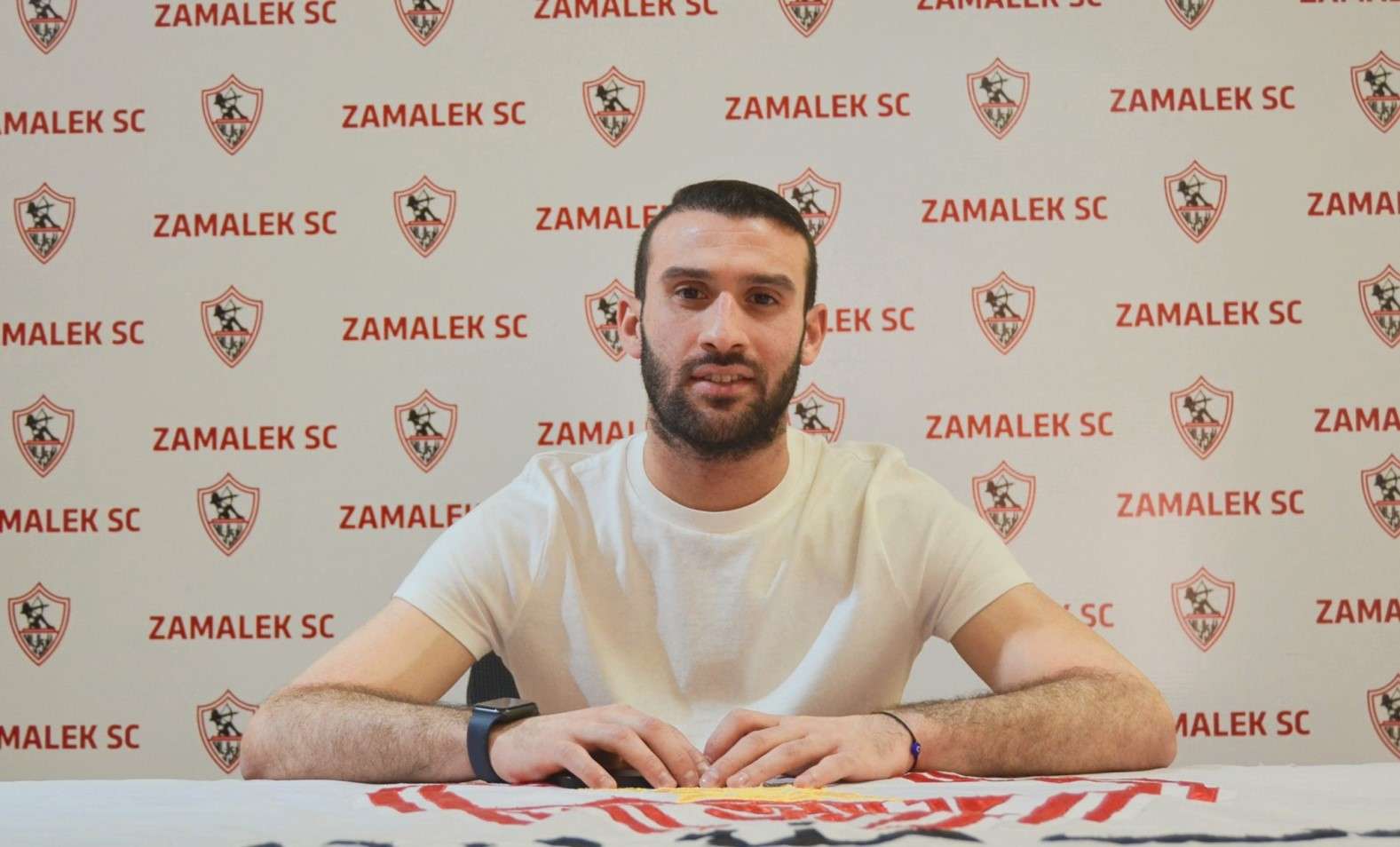 عمر كمال عبد الواحد