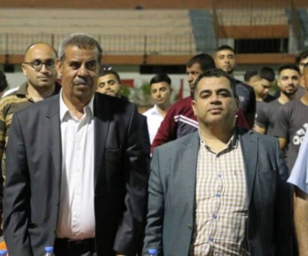 هنية مع أبو سليم