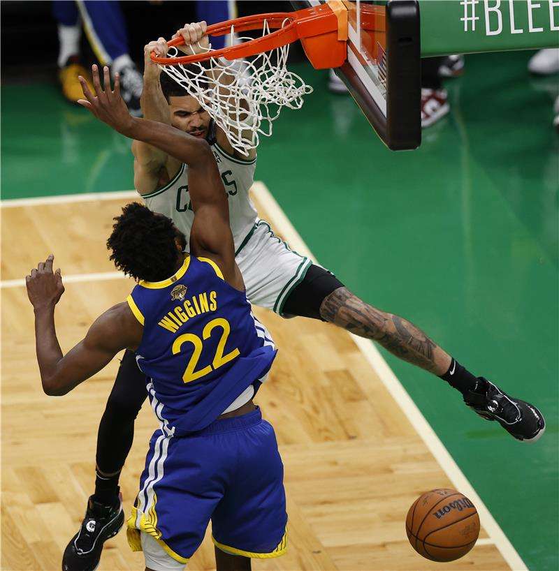 أندرو ويجينز