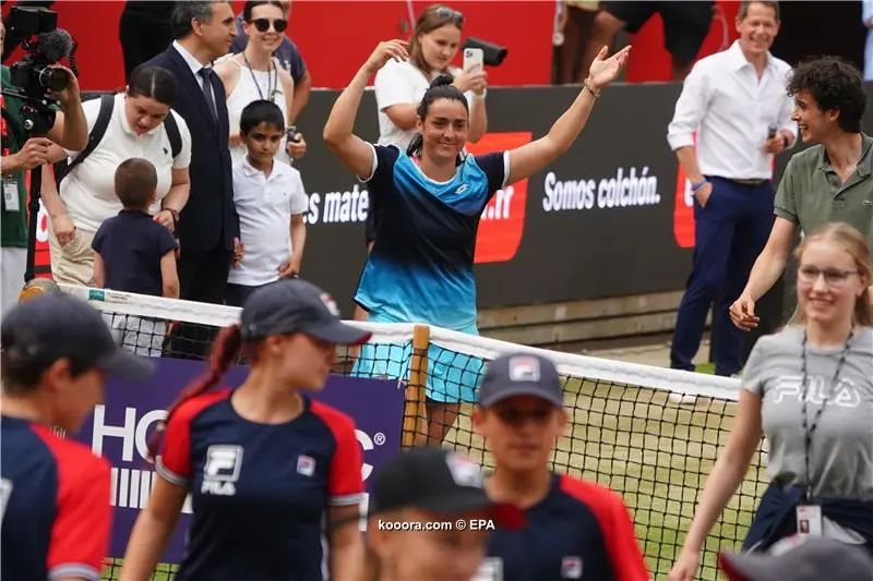 ?i=epa%2ftennis%2f2022-06%2f2022-06-19-10022364_epa