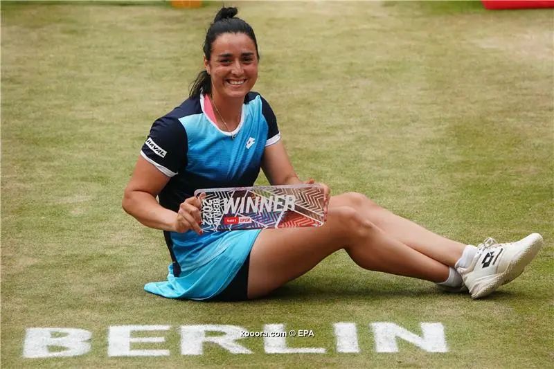 ?i=epa%2ftennis%2f2022-06%2f2022-06-19-10022359_epa