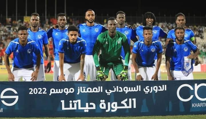 لاعبو الهلال