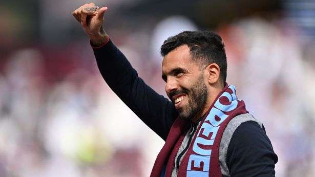 كارلوس تيفيز