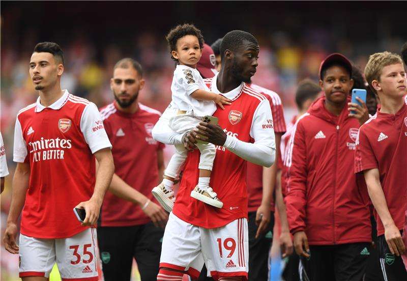 لاعبو آرسنال